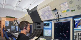 how much do air traffic controllers make